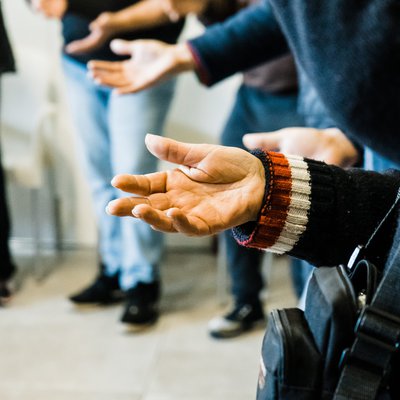 OPEN CALL: CORDÃO – o novo coro comunitário que entrelaça experiências oncológicas